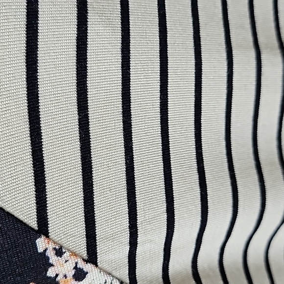 Maurices Floral and Stripe Baseball Tee NWT - Picture 5 of 13